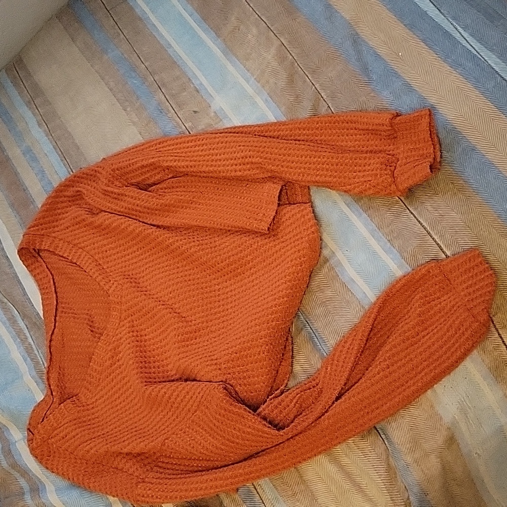 Cropped pullover